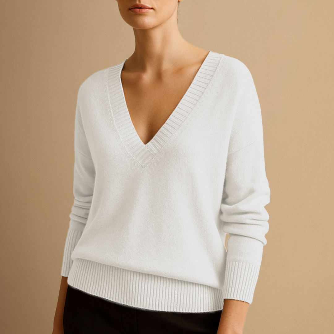 Clara | V-Neck Jumper