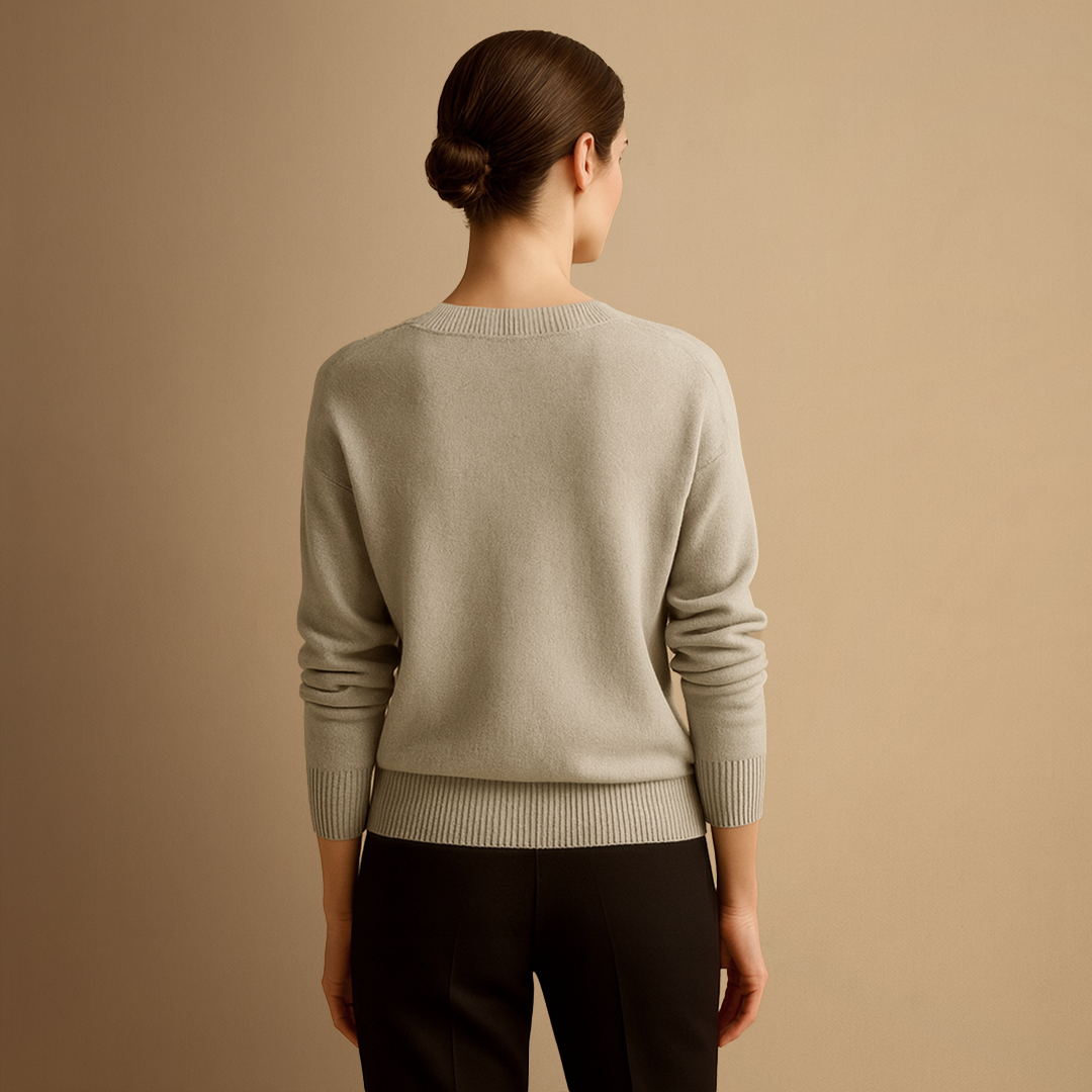 Clara | V-Neck Jumper