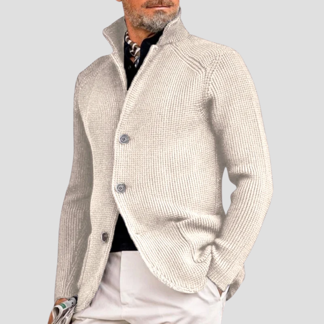 Guy | Knitted Button Cardigan