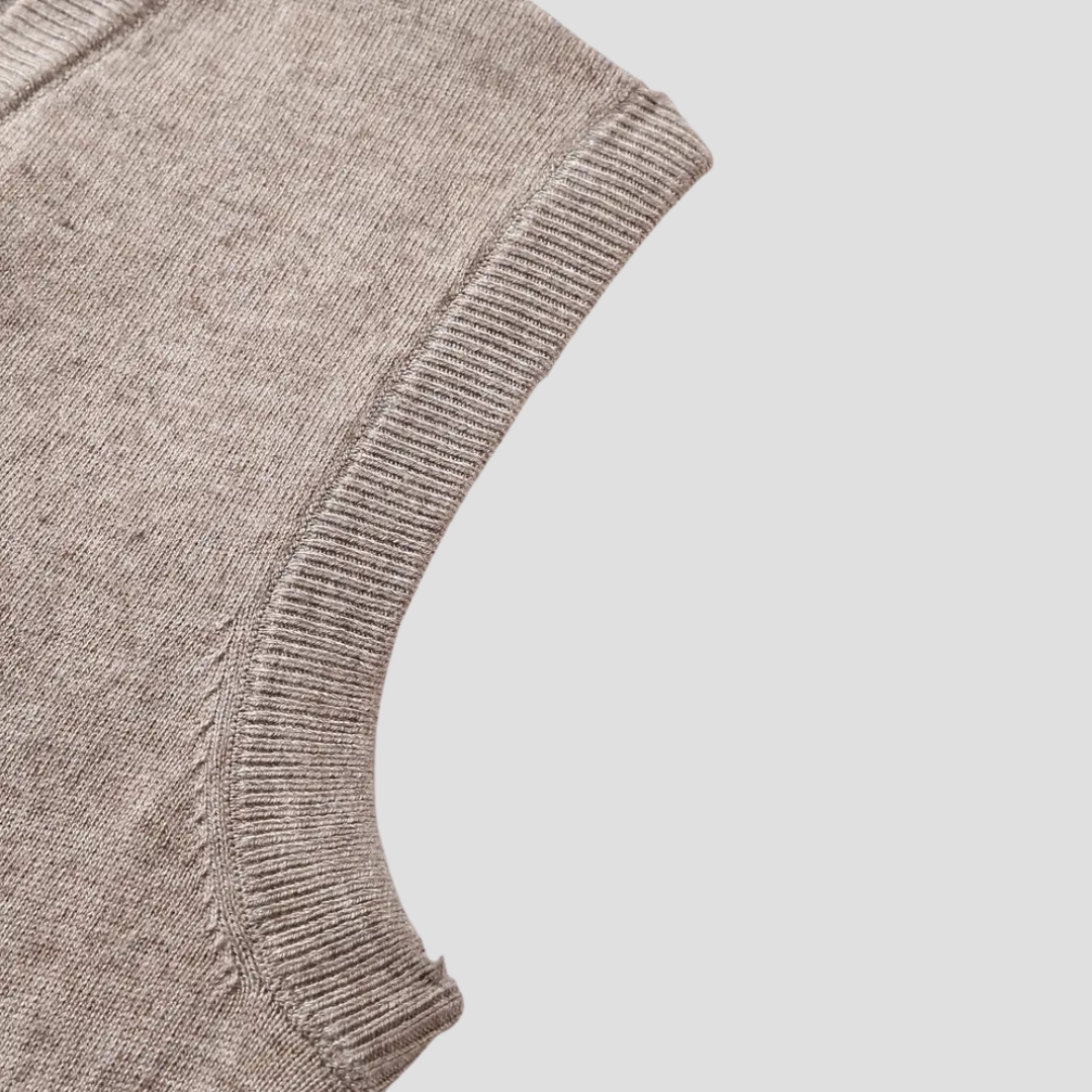 Sylvester | Sleeveless V-Neck Jumper
